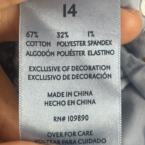 NWT Seven7 Womens Blue Denim Fray Hem Sunset Bermuda Shorts Size 14 - Picture 11 of 13